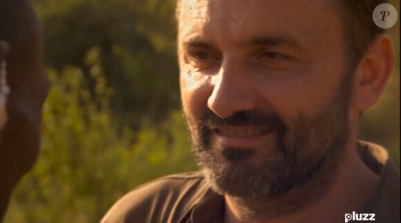 Les premières images de Mélissa Theuriau dans Rendez-vous en terre inconnue, présentée par Frédéric Lopez, le 21 janvier 2014 sur France 2