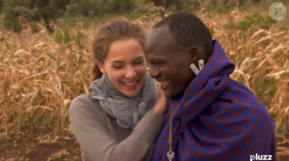 Les premières images de Mélissa Theuriau dans Rendez-vous en terre inconnue, présentée par Frédéric Lopez, le 21 janvier 2014 sur France 2