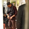Will Smith a terminé sa journée shopping chez Christian Louboutin où il s'est acheté des paires de chaussures. A Paris le 18 janvier 2014.