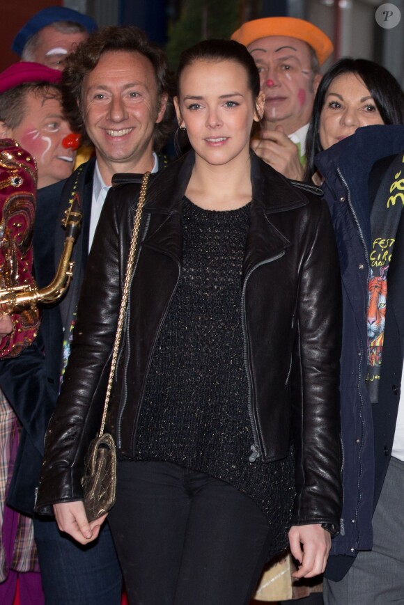 Pauline Ducruet et Stéphane Bern arrivant au chapiteau de Fontvieille le 19 janvier 2014 pour une représentation du 38e Festival International du Cirque de Monte-Carlo.