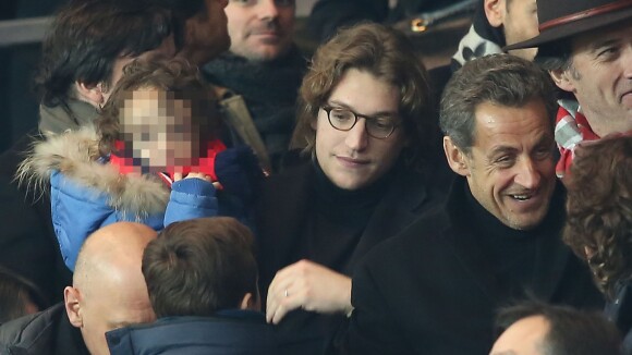 PSG-Nantes: Jean Sarkozy et le petit Solal comblés au côté du patriarche Nicolas