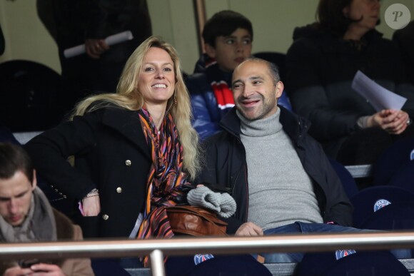 Thomas Fabius et sa compagne lors du match entre le Paris SG et Nantes au Parc des Princes le 19 janvier 2014 à Paris