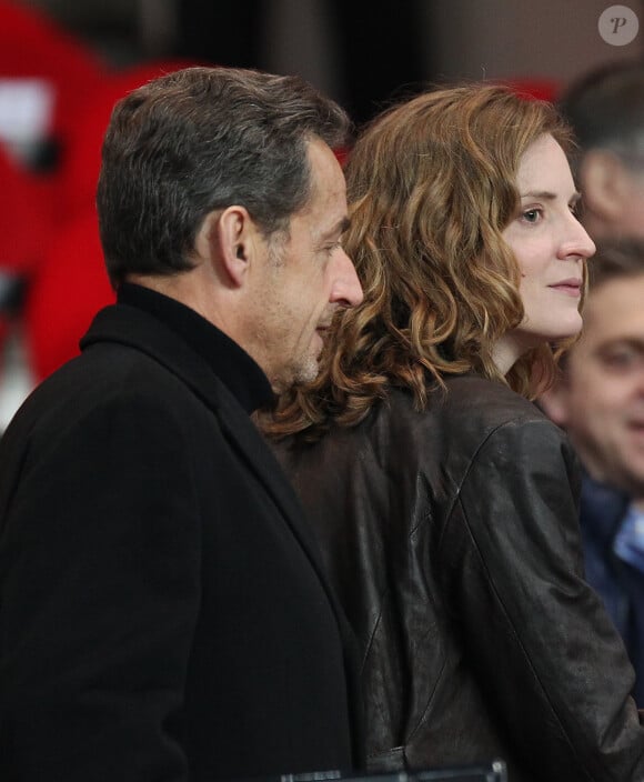 Nicolas Sarkozy et Nathalie Kosciusko-Morizet lors du match entre le Paris SG et Nantes au Parc des Princes le 19 janvier 2014 à Paris