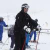 Loin du scandale et de la pression médiatique, le prince Felipe d'Espagne fait du ski dans la station de Formigal en Espagne le 19 janvier 2014.