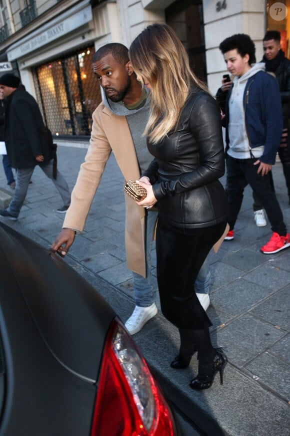 Les fiancés Kanye West et Kim Kardashian avaient rendez-vous avenue Matignon à Paris, avant de se rendre au château de Versailles le 19 janvier 2014