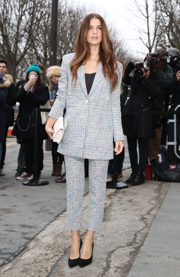 Joana Preiss arrive au Grand Palais pour assister au défilé Chanel haute couture printemps-été 2014. Paris, le 21 janvier 2014.