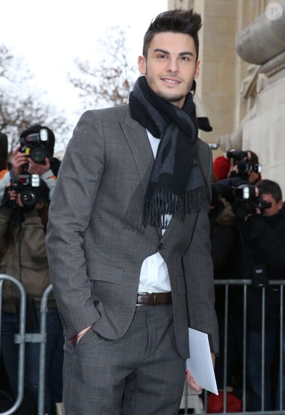 Baptiste Giabiconi arrive au Grand Palais pour assister au défilé Chanel haute couture printemps-été 2014. Paris, le 21 janvier 2014.