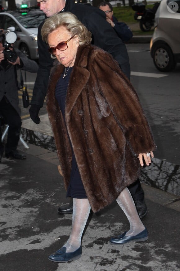 Bernadette Chirac arrive au Grand Palais pour assister au défilé Chanel haute couture printemps-été 2014. Paris, le 21 janvier 2014.