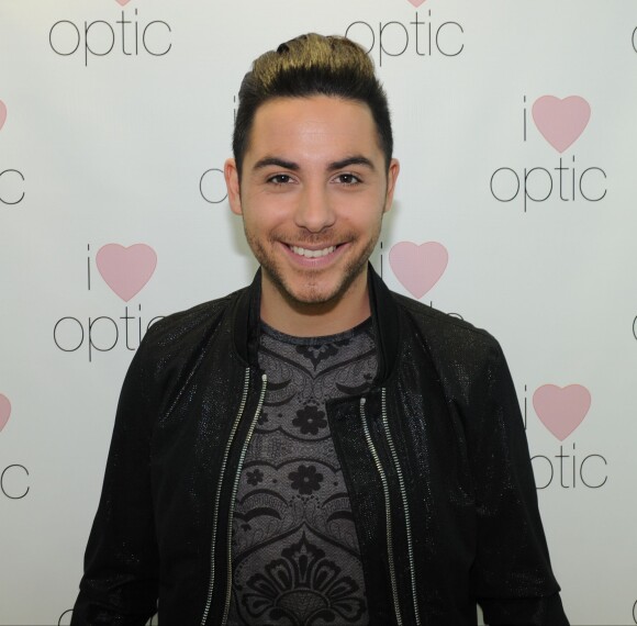 Alban Bartoli lors de l'inauguration de la boutique "I Love Optic" à Paris le 14 janvier 2014