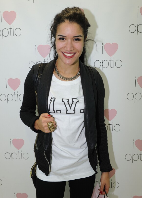 Sabrina Ouazani lors de l'inauguration de la boutique "I Love Optic" à Paris le 14 janvier 2014