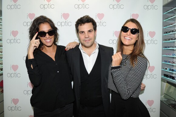 Laurie Cholewa, Jonathan Koskas et Laury Thilleman lors de l'inauguration de la boutique "I Love Optic" à Paris le 14 janvier 2014