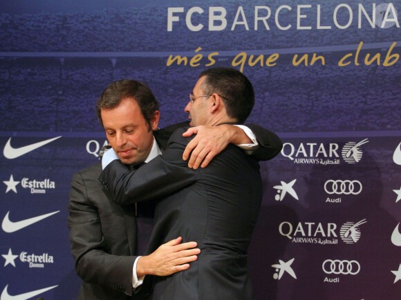 Sandro Rosell, président du Barça, annonce sa démission et passe la main à Josep Maria Bartomeu, vice-président, à Barcelone, le 23 janvier 2014.