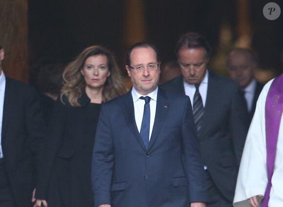 François Hollande et Valérie Trierweiler, lors des obsèques de Patrice Chéreau le 16 octobre 2013.