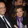 François Hollande et Valérie Trierweiler à la générale de la pièce Quadrille à Paris le 12 décembre 2011