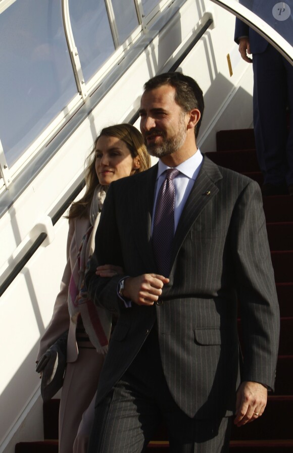 Letizia et Felipe d'Espagne arrivant en Jordanie le 12 avril 2011