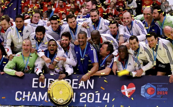 L'équipe de France de handball championne d'Europe après avoir battu le Danemark en finale (41-32) à Herning, le 26 janvier 2014