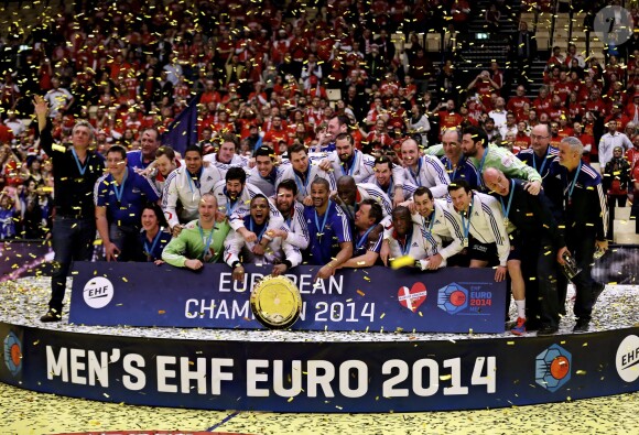 L'équipe de France de handball championne d'Europe après avoir battu le Danemark en finale (41-32) à Herning, le 26 janvier 2014