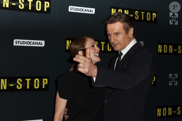 Julianne Moore et Liam Neeson lors de l'avant-première du film Non-stop à Paris au Gaumont Opéra le 27 janvier 2014
