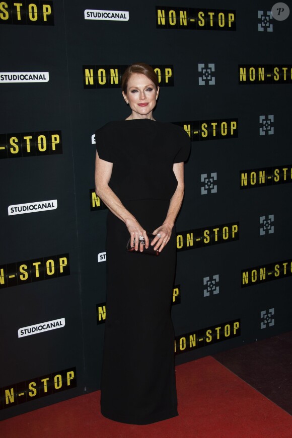 Julianne Moore lors de l'avant-première du film Non-stop à Paris au Gaumont Opéra le 27 janvier 2014