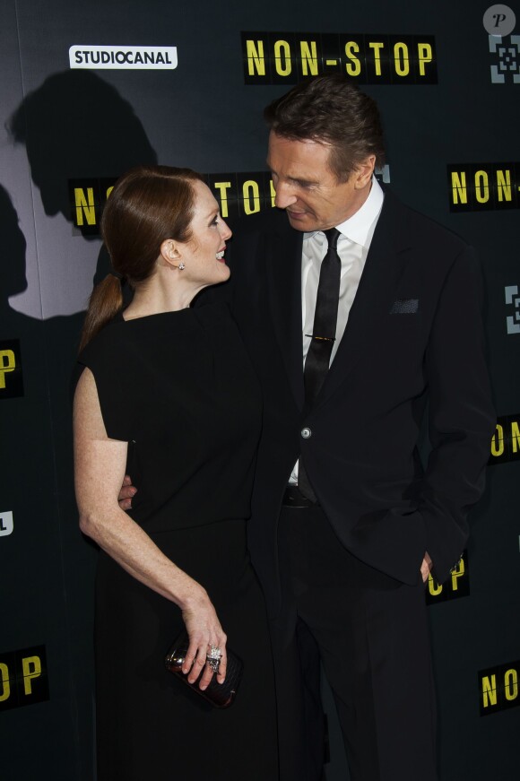 Julianne Moore et Liam Neeson lors de l'avant-première du film Non-stop à Paris au Gaumont Opéra le 27 janvier 2014