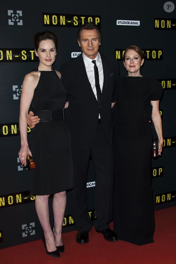 Julianne Moore, Michelle Dockery et Liam Neeson lors de l'avant-première du film Non-stop à Paris au Gaumont Opéra le 27 janvier 2014