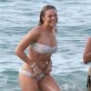 LeAnn Rimes et son mari Eddie Cibrian tournent leur télé-réalité sur la plage à Hawaï, le 2 février 2014.