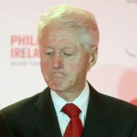 Bill Clinton, une liaison avec Liz Hurley ? Tom Sizemore balance...