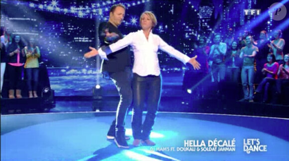 Ariane Massenet et Arthur lors de l'épreuve "Let's dance" de Vendredi Tout Est Permis, le vendredi 31 janvier 2014 sur TF1.