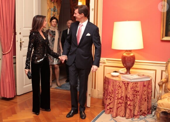 Joachim et Marie de Danemark lors d'un dîner de gala à l'ambassade de France à Copenhague le 5 février 2014.