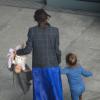 Victoria Beckham arrive à l'aéroport de Londres pour se rendre à New York avec sa fille Harper . Le 4 février 2014
Photo exclusive