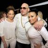 Jennifer Lopez, Fat Joe et Lorena Cartagena lors de la soirée de lancement du Fat Joe's Market America UnFranchise Business à Miami Beach, le 8 février 2014.