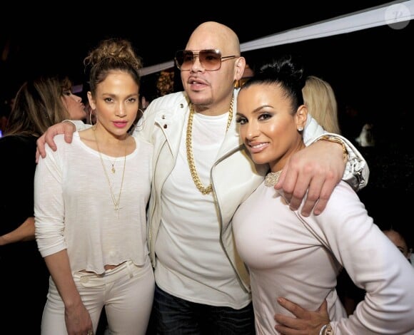 Jennifer Lopez, Fat Joe et Lorena Cartagena lors de la soirée de lancement du Fat Joe's Market America UnFranchise Business à Miami Beach, le 8 février 2014.