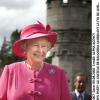 La reine Elizabeth II au château de Balmoral le 8 août 2002 pour la fin du golden jubilee.