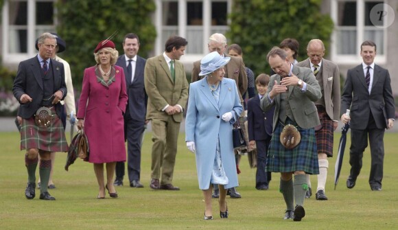 La reine Elizabeth II et la famille royale à Balmoral le 20 août 2006