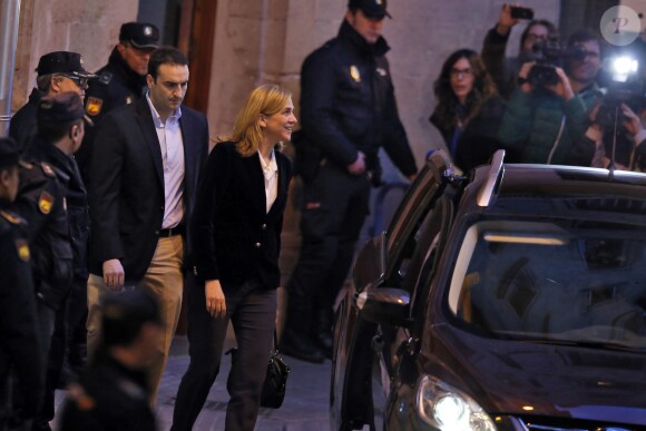 Cristina d'Espagne au tribunal de Palma de Majorque le 8 février 2014 pour être entendue par le juge José Castro dans le dossier Noos.