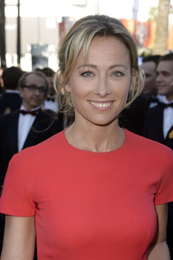 Anne Sophie Lapix - Montée des marches du film "Le Passe" lors du 66eme Festival du film de Cannes en 2013.