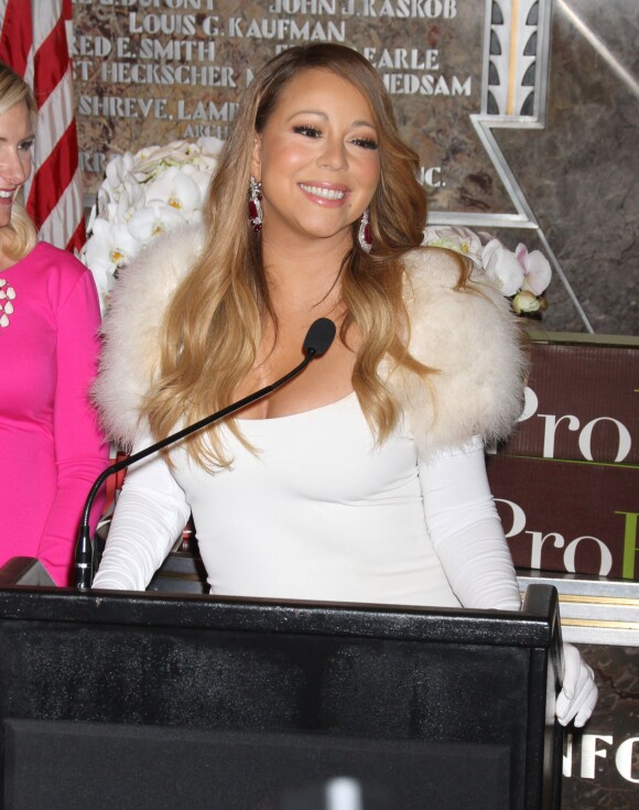 Mariah Carey de sortie à New York, le 13 février 2014.