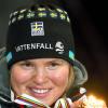 Anja Paerson avec l'une de ses médailles d'or à Åre,  en Suède, le 17 février 2007 à l'occasion des championnats du monde