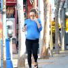 Olivia Wilde, enceinte, quittant son cours de yoga à Los Angeles le 18 février 2014
