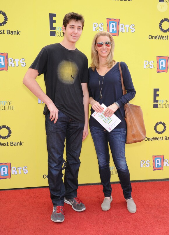 Lisa Kudrow et son fils Julian Stern à l'événement "P.S. Arts Express Yourself 2013" à Santa Monica. Le 17 novembre 2013.