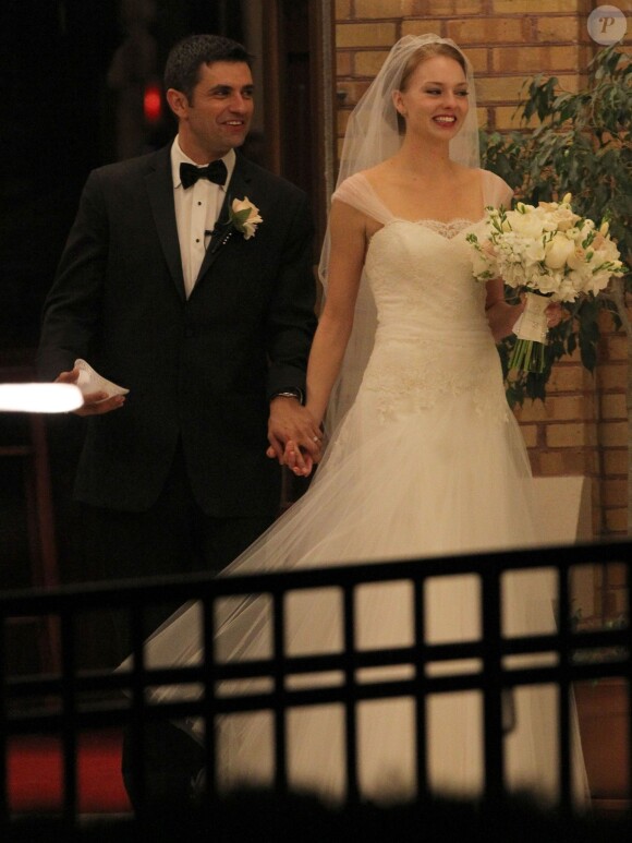 Semi-exclusif - Mariage du frère aîné de Mila Kunis, Michael, avec la danseuse Alexandra Blacker en Floride, le 7 décembre 2013