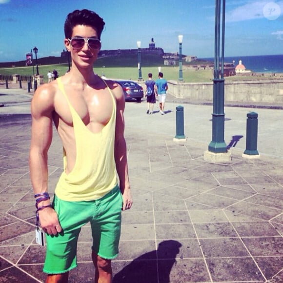 Justin Jedlica alias le Ken humain en vacances