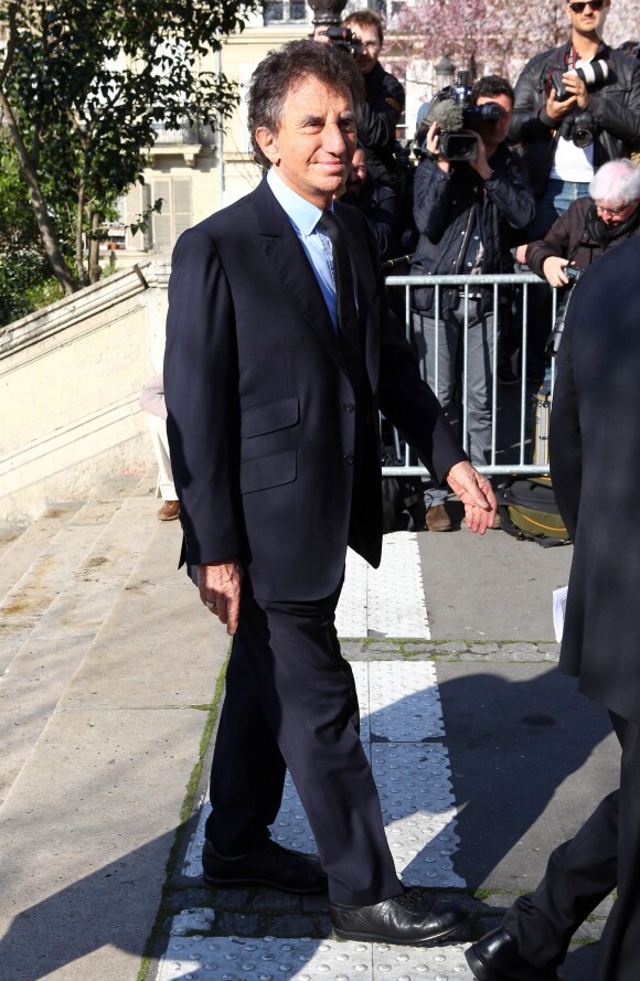 Jack Lang lors des funérailles d'Alain Resnais en l'église Saint-Vincent-de-Paul à Paris le 10 mars 2014