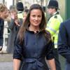 Pippa Middleton se rend à une messe en hommage à Sir David Frost à Westminster Abbey à Londres, le 13 mars 2014.