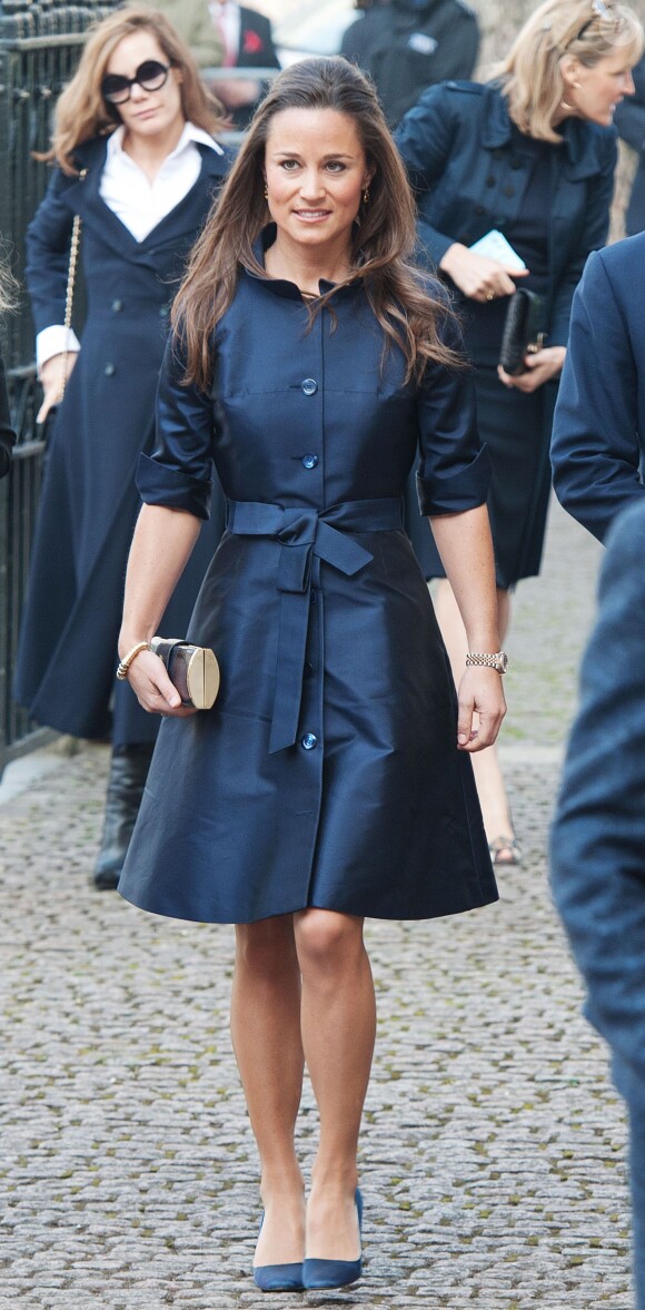 Pippa Middleton se rend à une messe donnée en hommage à Sir David Frost à Westminster Abbey à Londres, le 13 mars 2014.