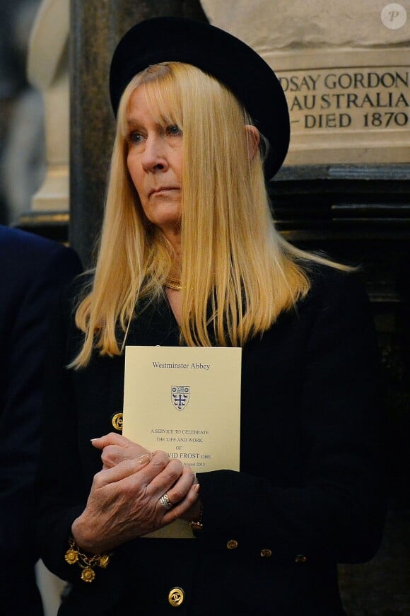Lady Carina Fitzalan-Howard (veuve) David Frost lors d'une cérmonie en hommage à son défunt mari. Londres, le 13 mars 2014.