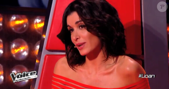 La belle Jenifer émue après la battle qui a opposé Lioan et Margie dans l'émission "The Voice 3", du 15 mars 2014.