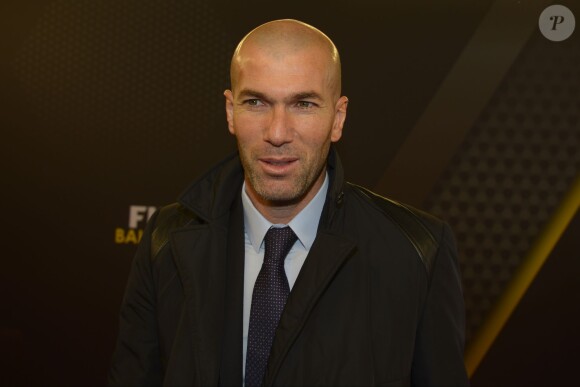 Zinédine Zidane lors de la cérémonie du FIFA Ballon d'Or 2013 à la Kongresshalle de Zurich, le 13 janvier 2014