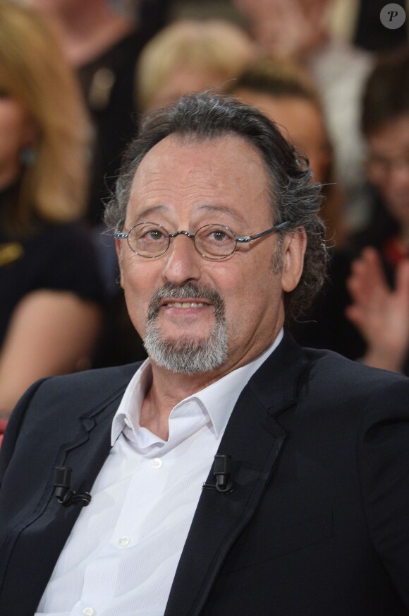 Jean Reno, lors de l'émission Vivement dimanche, enregistrée le 19 mars 2014 à Paris et diffusée sur France 2 le 23 mars