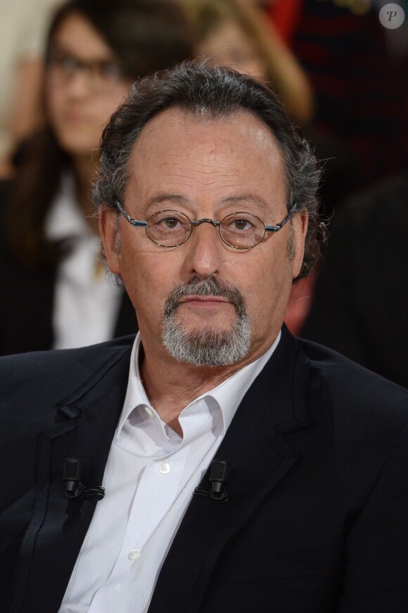 Jean Reno, lors de l'émission Vivement dimanche, enregistrée le 19 mars 2014 à Paris et diffusée sur France 2 le 23 mars